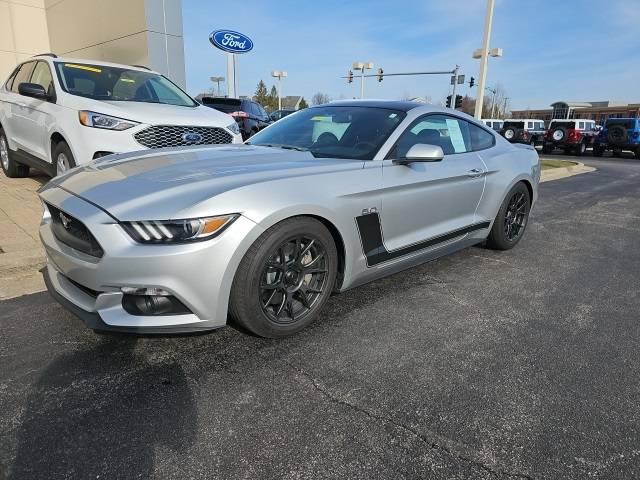 2017 Ford Mustang GT — Coupe — 37,210 mi — Naperville, IL