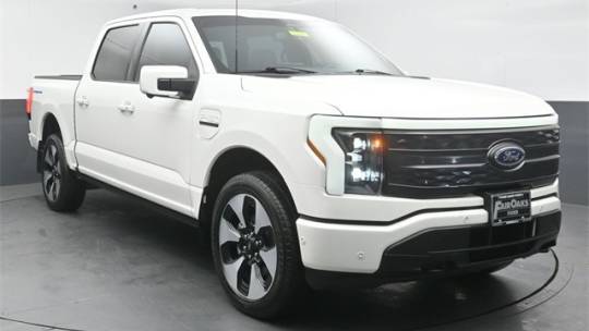 2023 Ford F-150 Lightning Platinum — Pickup Truck — 20,038 mi — Naperville, IL
