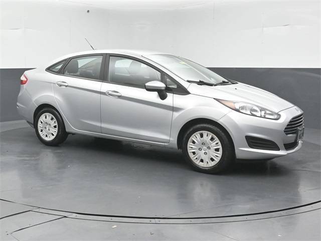 2015 Ford Fiesta S — Sedan — 49,008 mi — Naperville, IL
