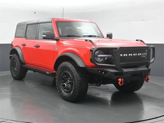 2023 Ford Bronco Wildtrak — SUV — 13,993 mi — Naperville, IL