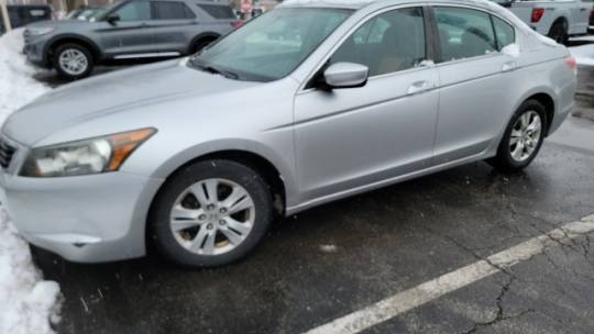 2010 Honda Accord LX-P — Sedan — 83,622 mi — Naperville, IL