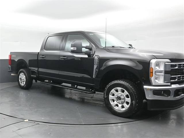 2024 Ford Super Duty F-250 XLT — Pickup Truck — 17,218 mi — Naperville, IL