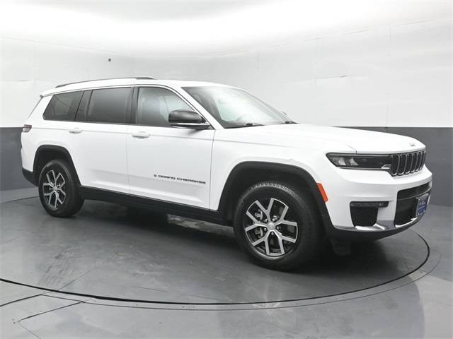 2023 Jeep Grand Cherokee Limited — SUV — 15,755 mi — Naperville, IL