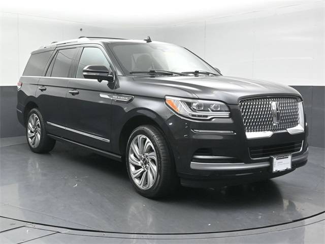 2023 Lincoln Navigator Reserve — SUV — 51,568 mi — Naperville, IL
