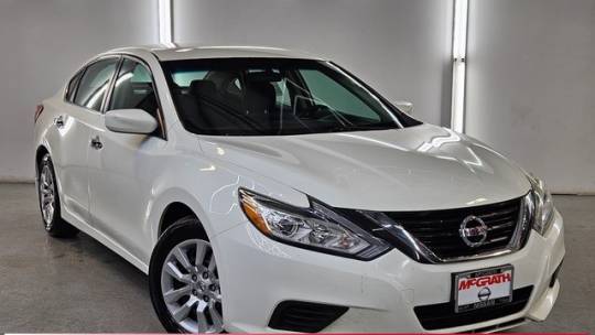 2016 Nissan Altima 2.5 S — Sedan — 110,889 mi — Elgin, IL