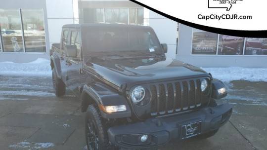 2022 Jeep Gladiator Altitude — Pickup Truck — 55,187 mi — Jefferson City, MO