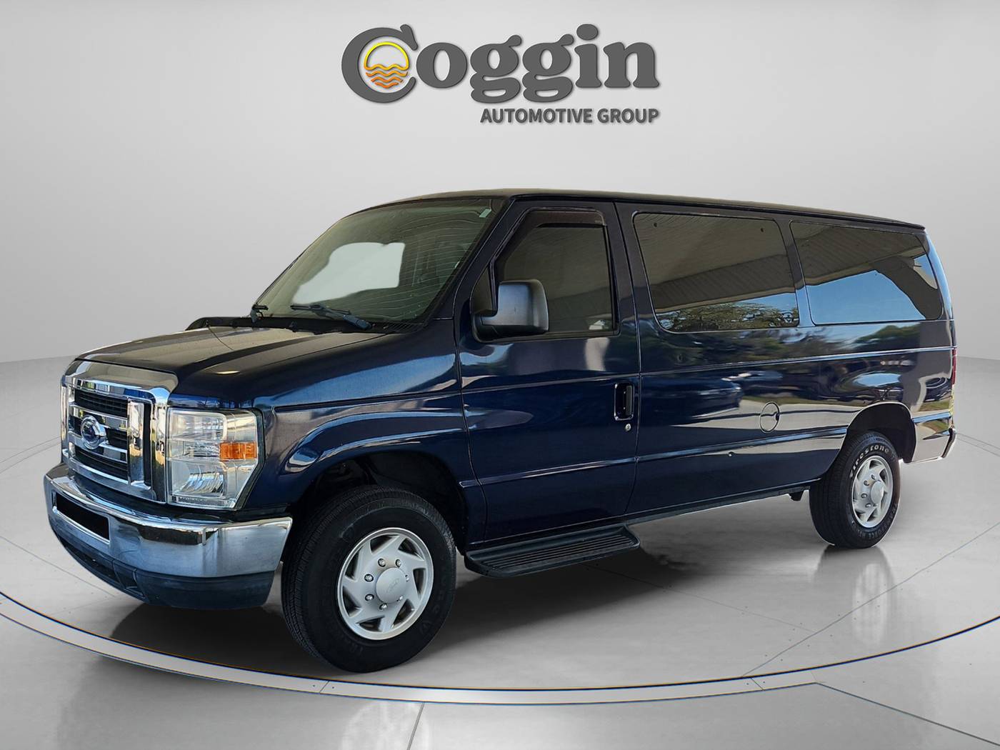 2013 Ford Econoline Wagon E-350 Super Duty XLT