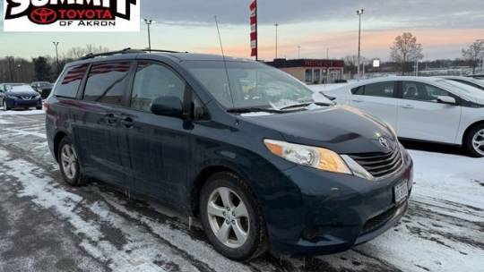 2011 Toyota Sienna LE — Minivan — 208,951 mi — Akron, OH