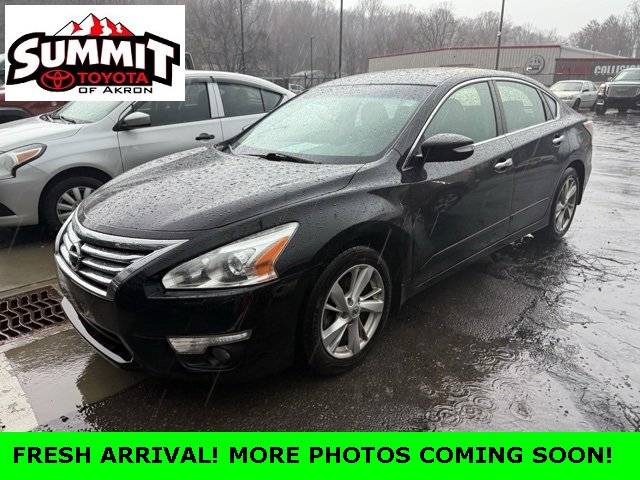 2015 Nissan Altima 2.5 SV — Sedan — 131,689 mi — Akron, OH