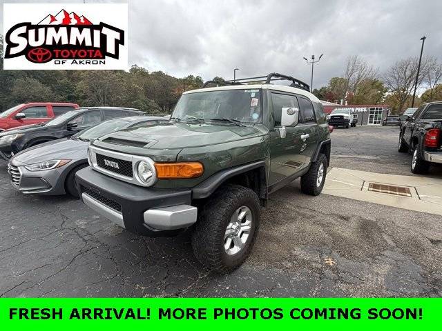 2014 Toyota FJ Cruiser Base — SUV — 109,678 mi — Akron, OH