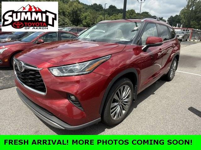 2021 Toyota Highlander Platinum — SUV — 70,121 mi — Akron, OH