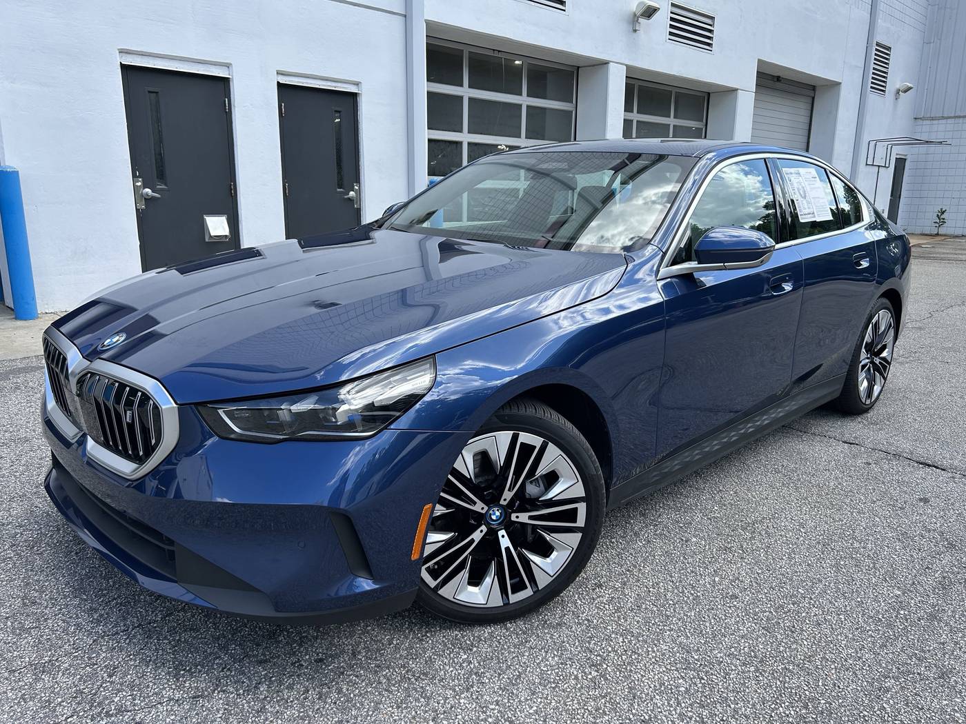 2024 BMW i5 eDrive40 — Sedan — 8,764 mi — Decatur, GA