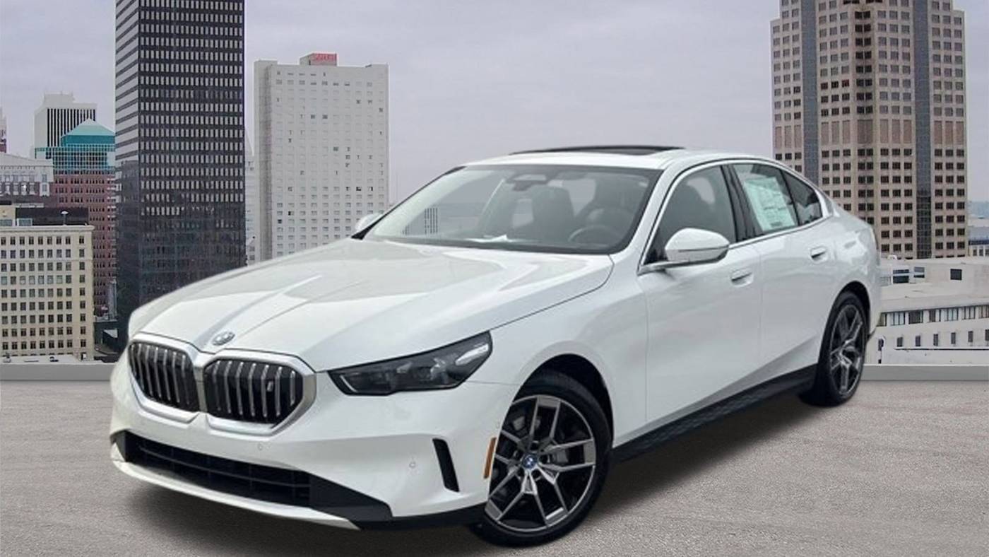 2024 BMW i5 eDrive40 — Sedan — 5,543 mi — Decatur, GA