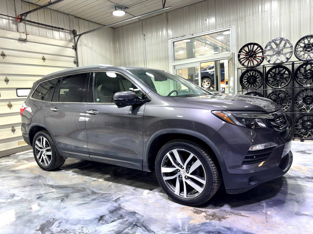 2017 Honda Pilot Touring — SUV — 164,924 mi — Warsaw, IN