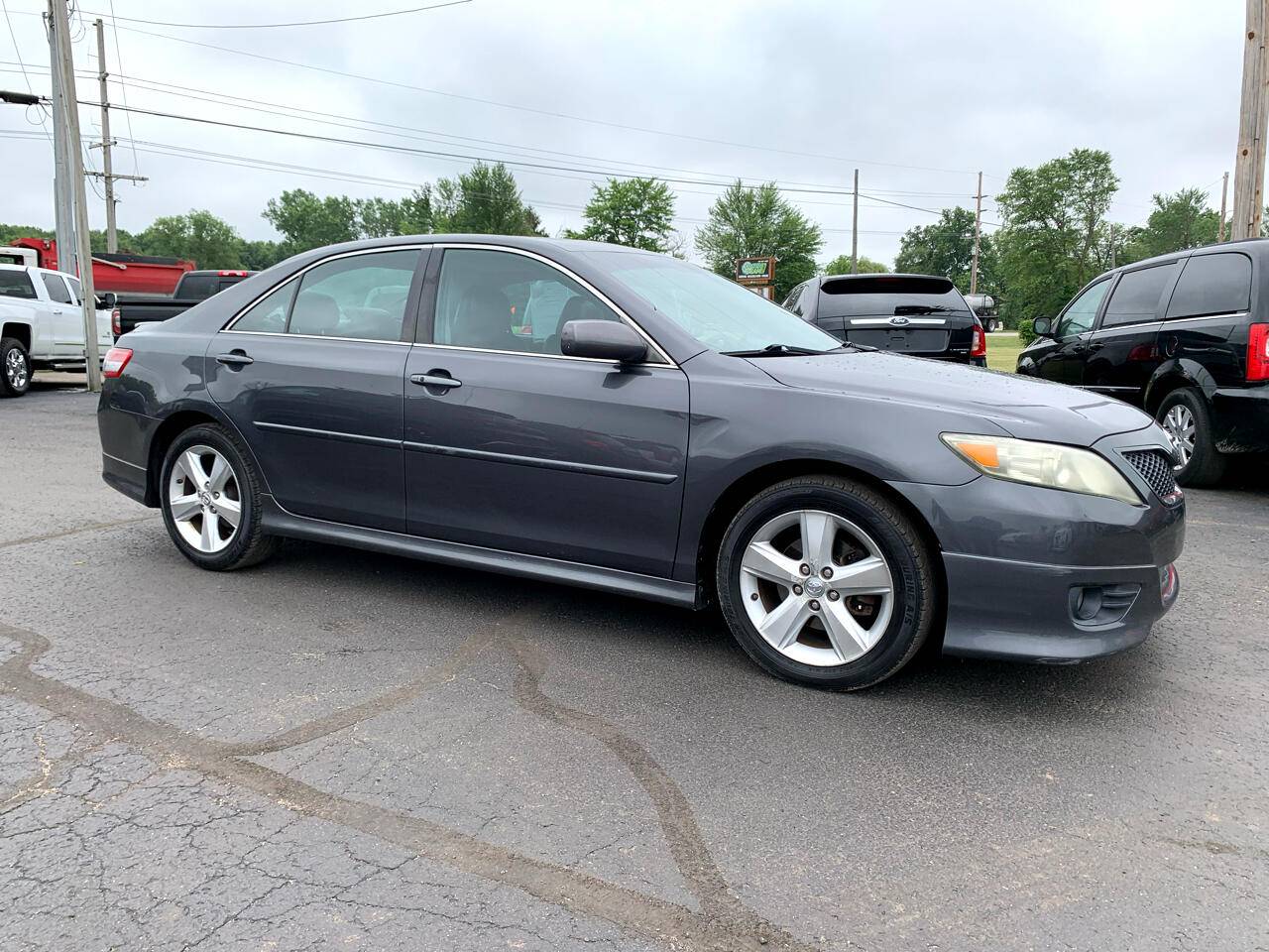 2010 Toyota Camry SE — Sedan — 204,247 mi — Warsaw, IN