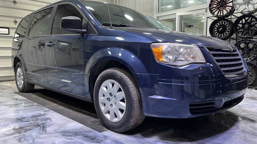 2008 Chrysler Town & Country LX — Minivan — 158,499 mi — Warsaw, IN