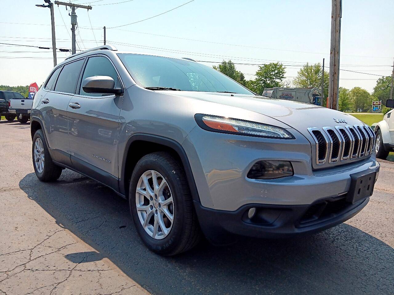 2016 Jeep Cherokee Latitude — SUV — 110,060 mi — Warsaw, IN
