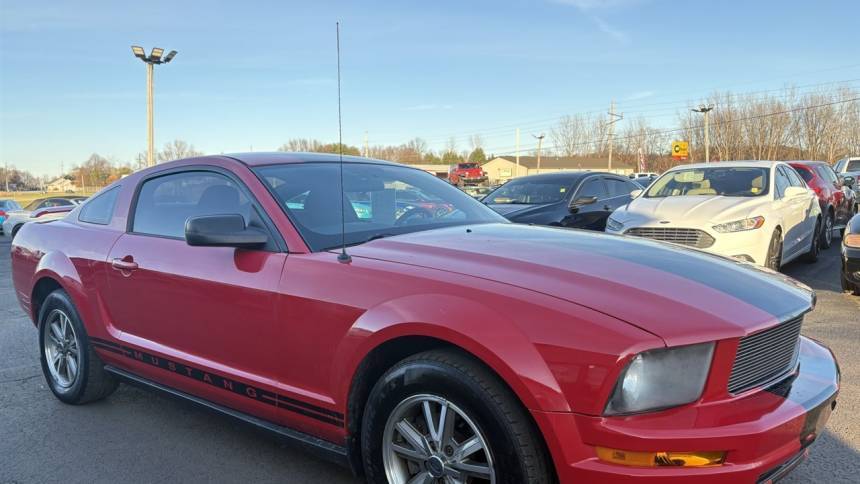 2005 Ford Mustang Deluxe — Coupe — 202,448 mi — Warsaw, IN