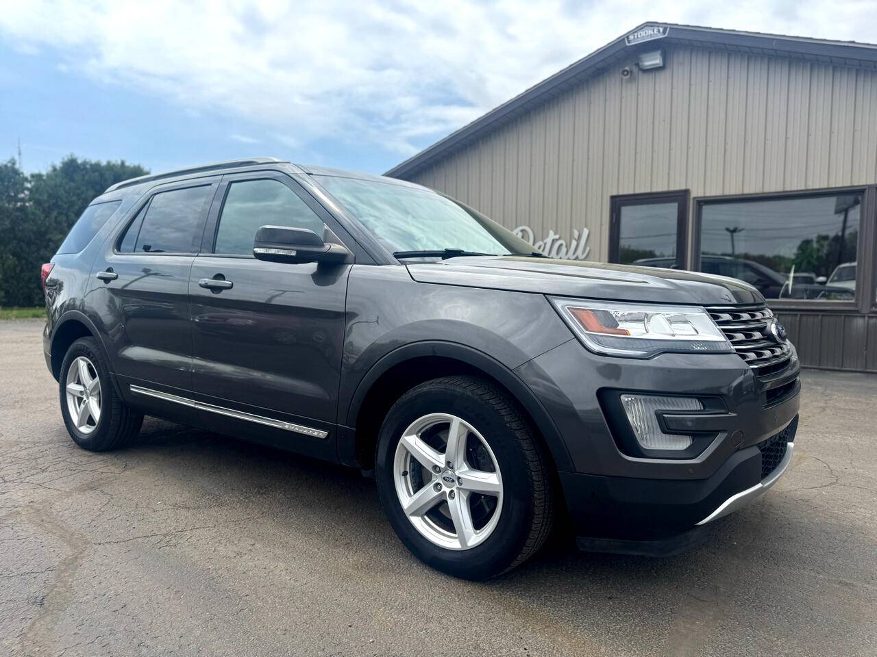 2016 Ford Explorer XLT — SUV — 145,577 mi — Warsaw, IN