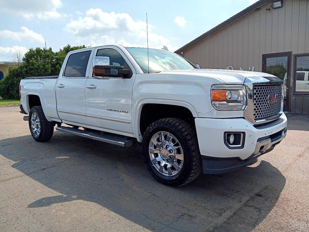 2015 GMC Sierra 2500HD Denali — Pickup Truck — 339,783 mi — Warsaw, IN