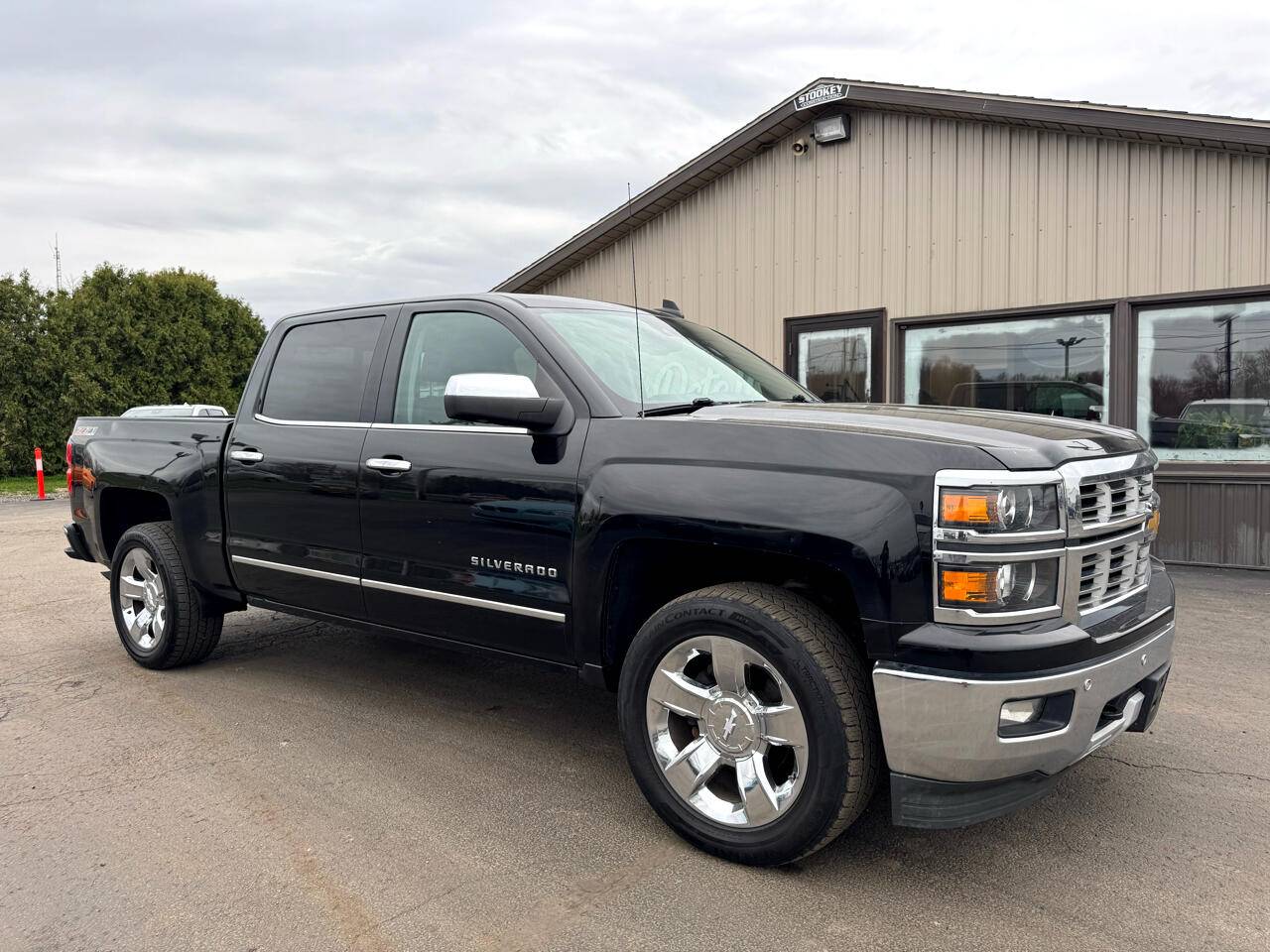 2015 Chevrolet Silverado 1500 LTZ — Pickup Truck — 182,805 mi — Warsaw, IN