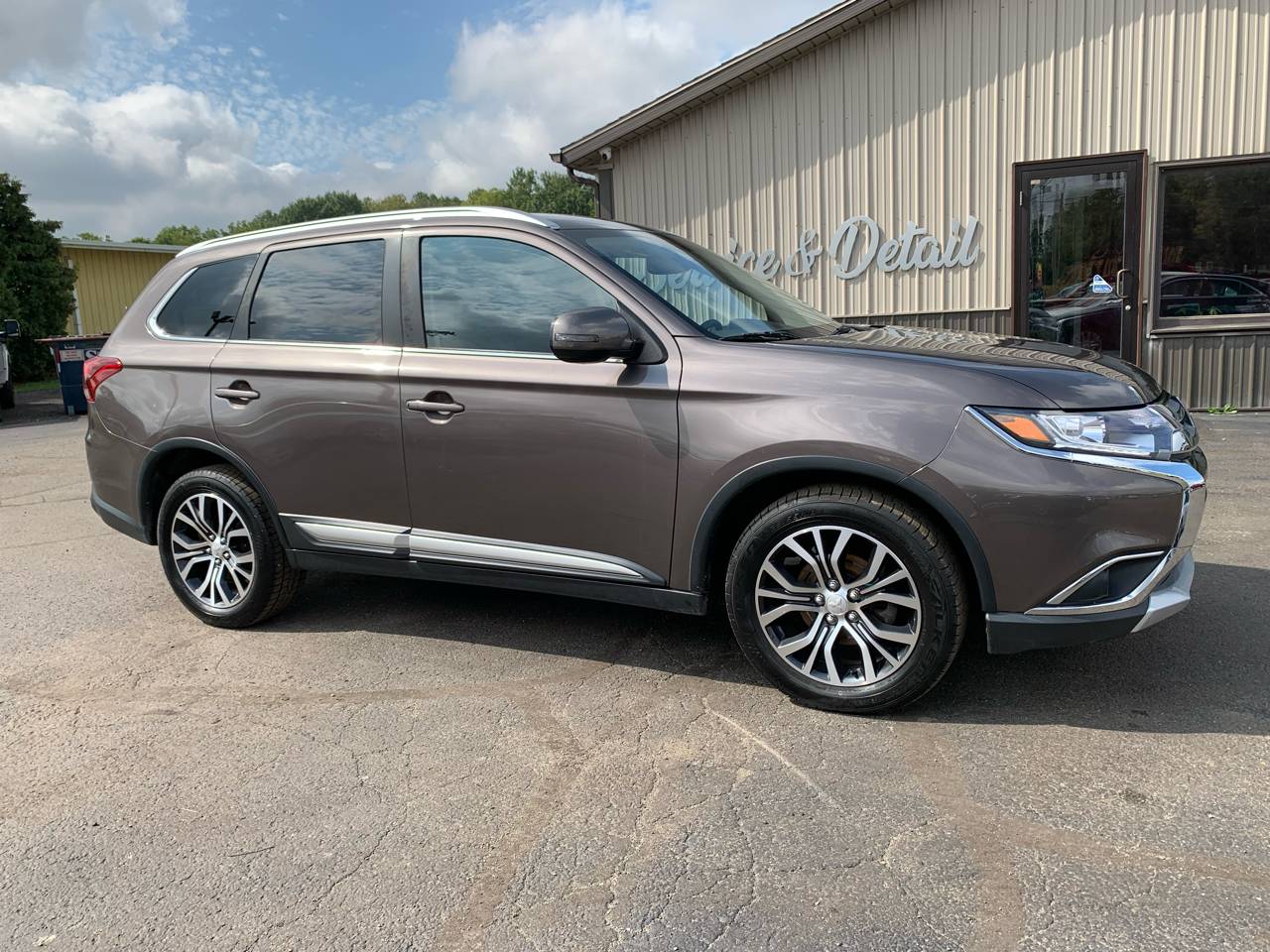 2018 Mitsubishi Outlander SE — SUV — 163,280 mi — Warsaw, IN