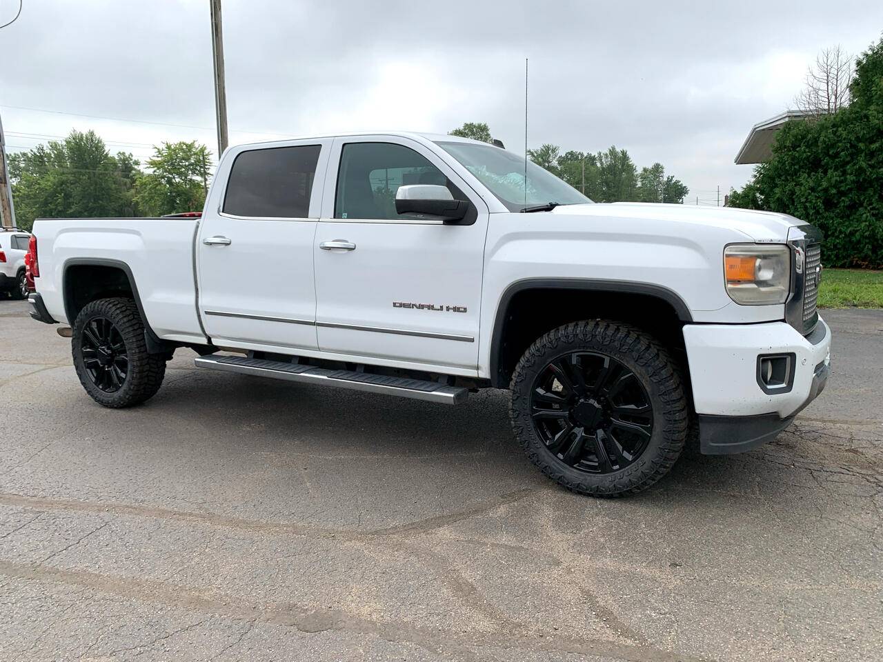 2015 GMC Sierra 2500HD Denali — Pickup Truck — 216,541 mi — Warsaw, IN