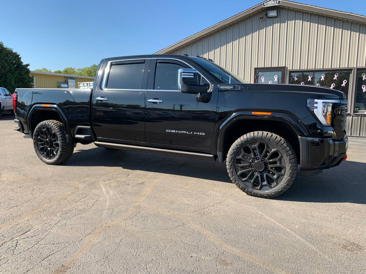 2025 GMC Sierra 2500HD Denali Ultimate — Pickup Truck — 4,501 mi — Warsaw, IN
