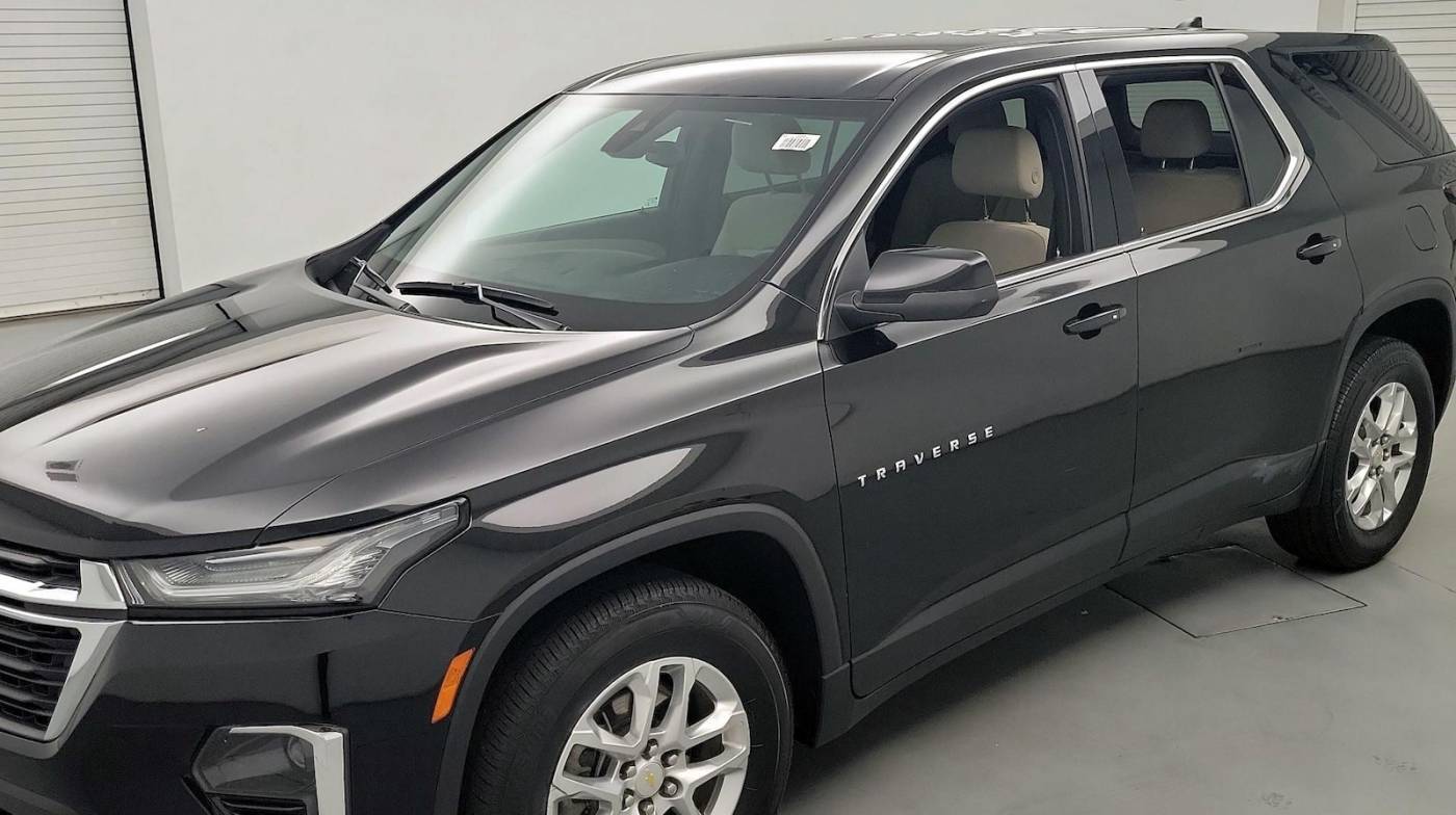 2022 Chevrolet Traverse LS — SUV — 30,048 mi — Winterville, NC