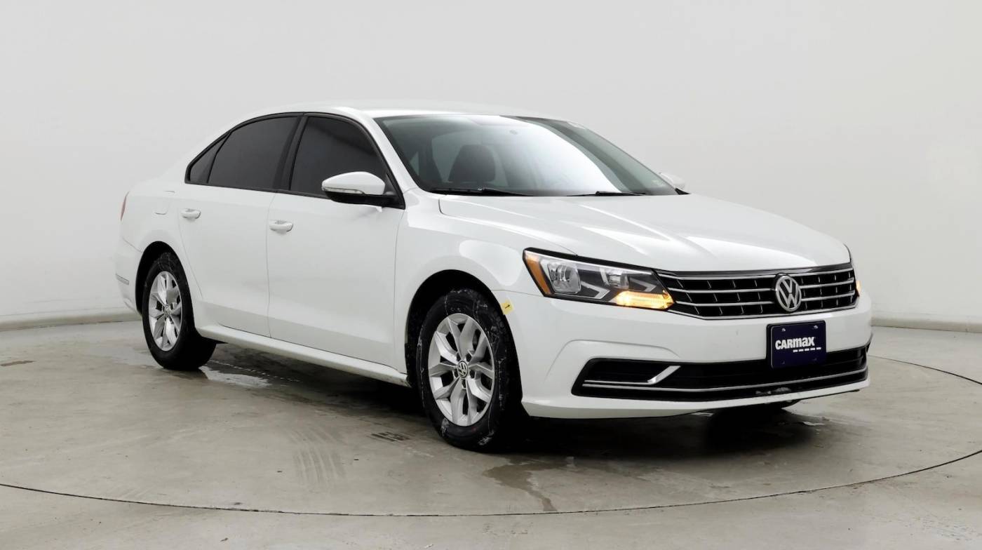 2018 Volkswagen Passat 2.0T S — Sedan — 53,307 mi — Winterville, NC