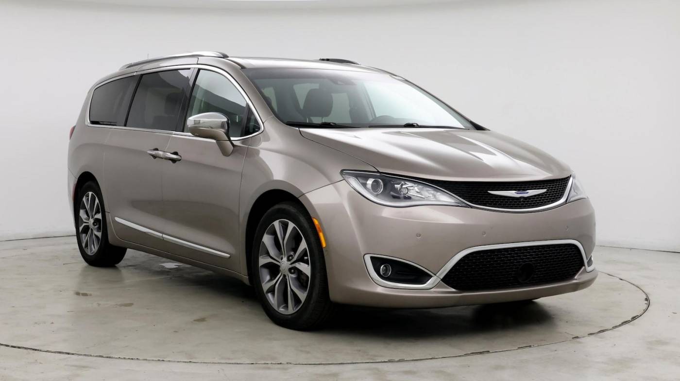 2018 Chrysler Pacifica Limited — Minivan — 63,739 mi — Winterville, NC