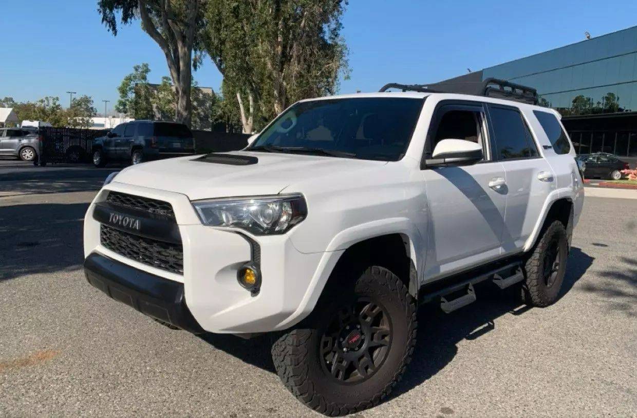 2016 Toyota 4Runner TRD Pro — SUV — 114,732 mi — Ventura, CA