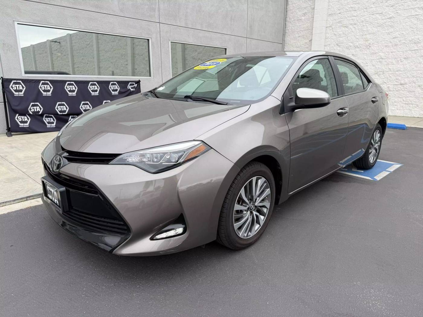 2018 Toyota Corolla XLE — Sedan — 62,126 mi — Ventura, CA