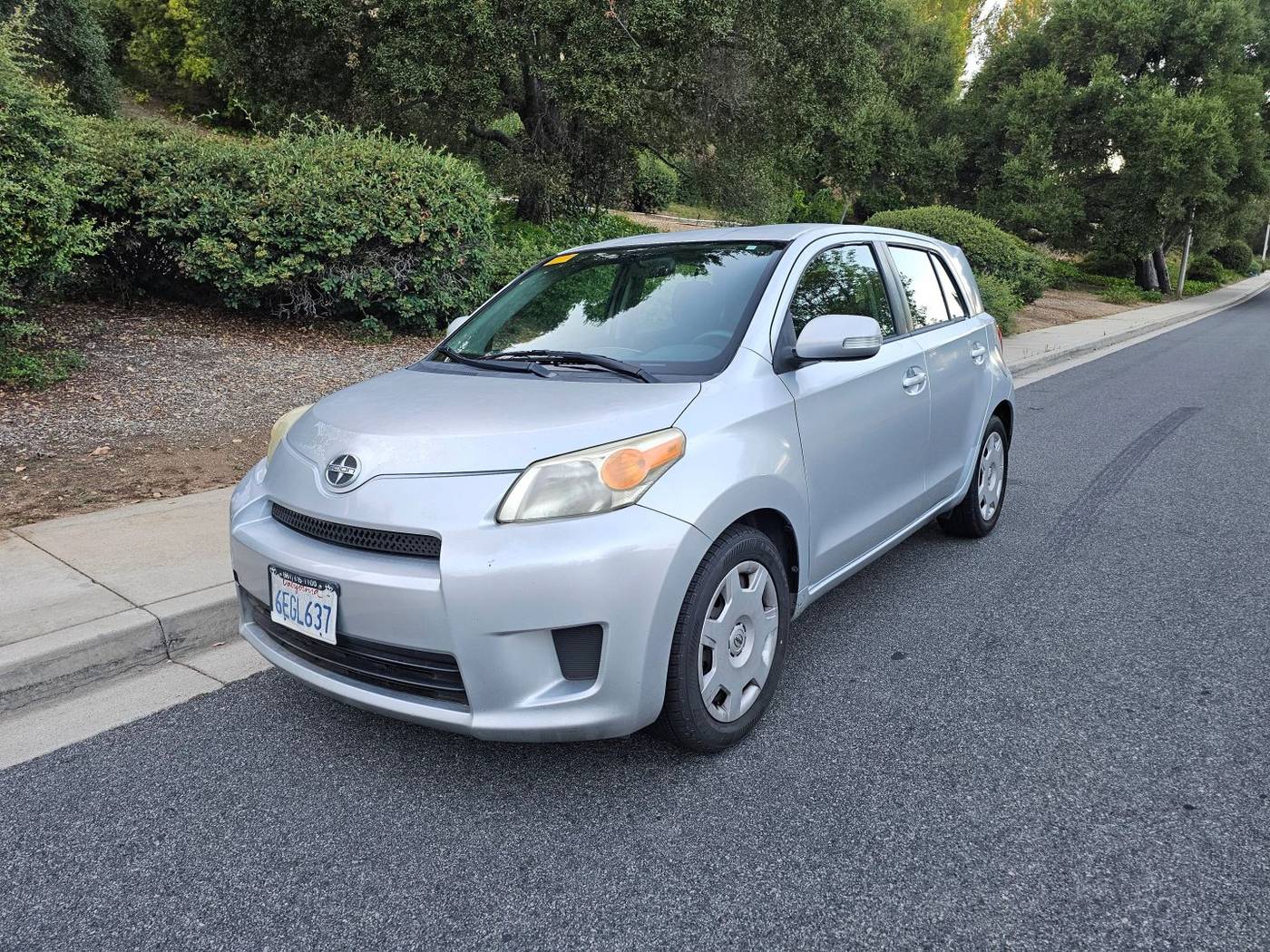 2009 Scion xD Base — Hatchback — 138,636 mi — Ventura, CA