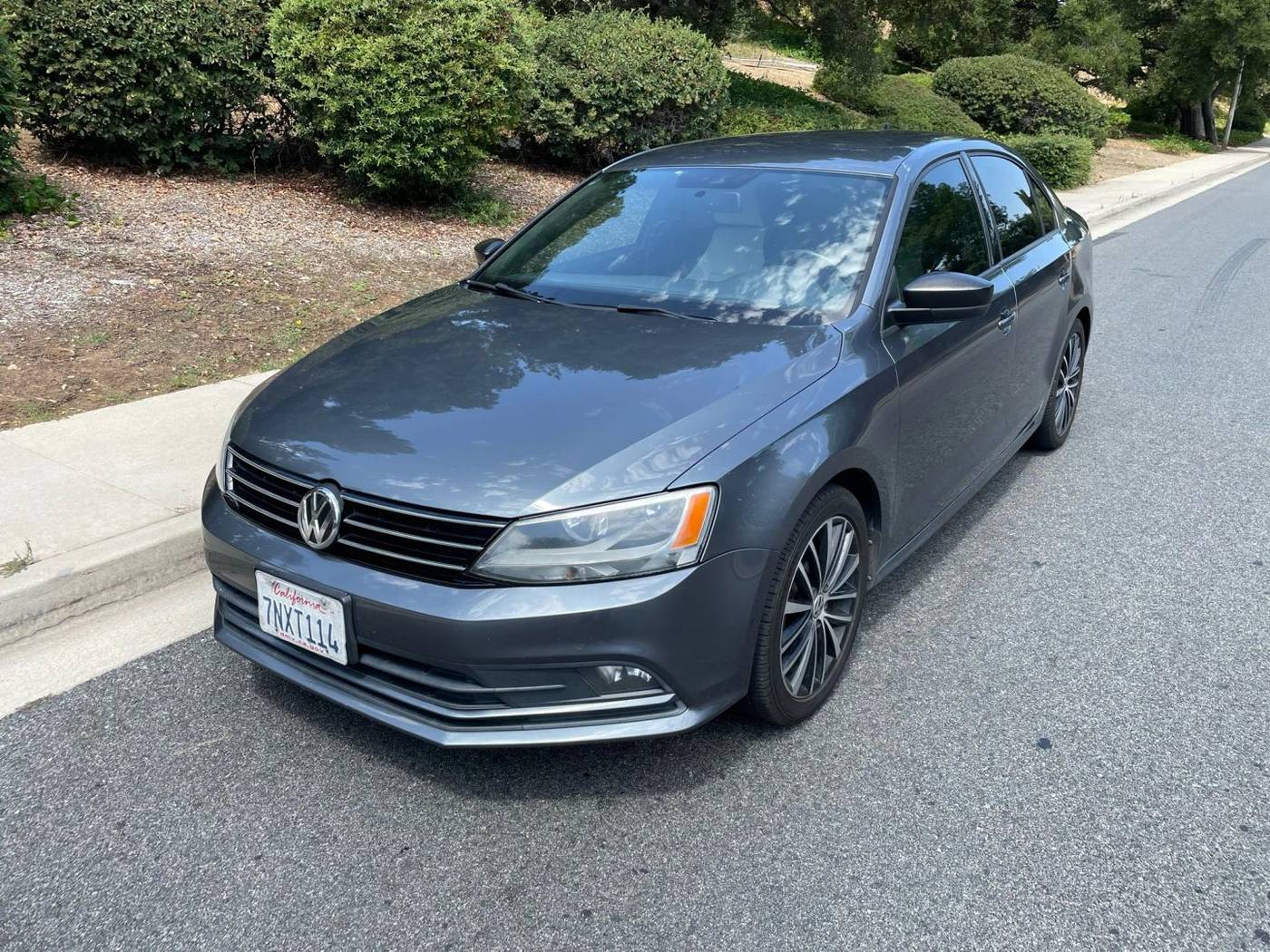 2016 Volkswagen Jetta 1.8T Sport — Sedan — 130,790 mi — Ventura, CA