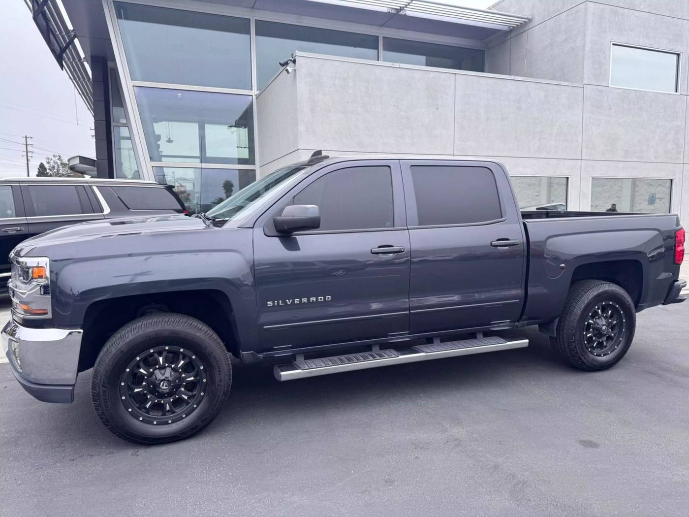 2017 Chevrolet Silverado 1500 LT — Pickup Truck — 66,362 mi — Ventura, CA