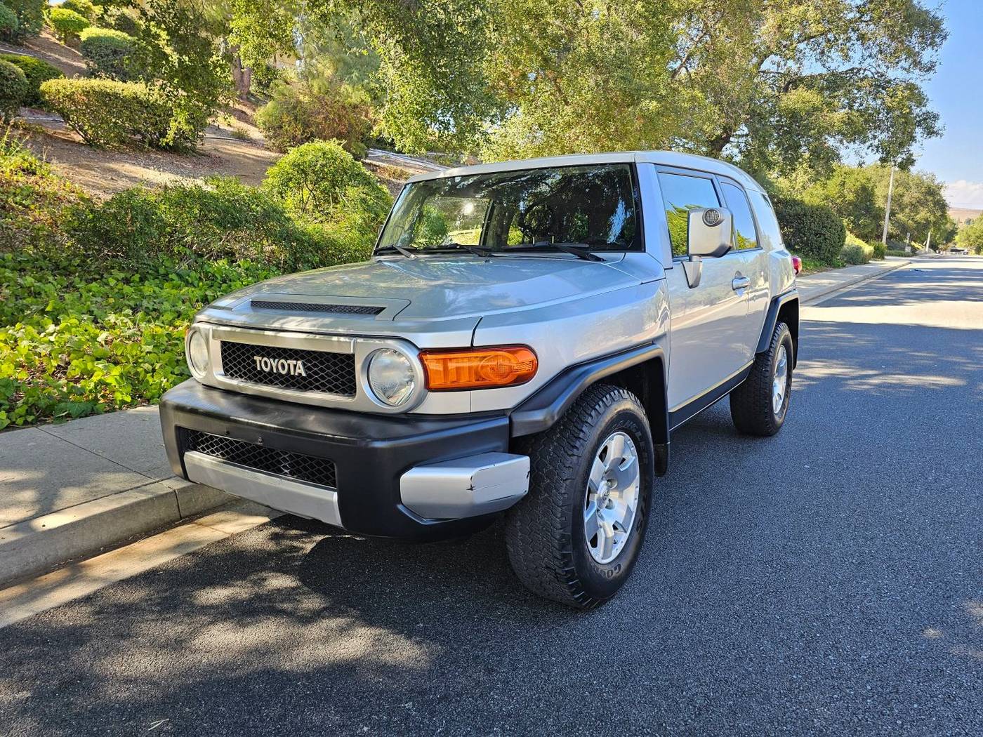 2008 Toyota FJ Cruiser Base — SUV — 108,798 mi — Ventura, CA