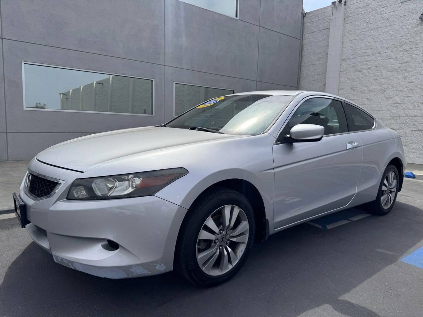 2010 Honda Accord EX-L — Coupe — 133,369 mi — Ventura, CA
