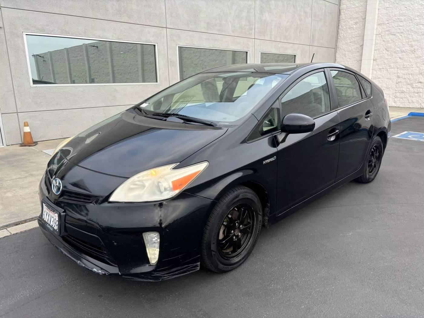 2012 Toyota Prius Three — Sedan — 110,773 mi — Ventura, CA