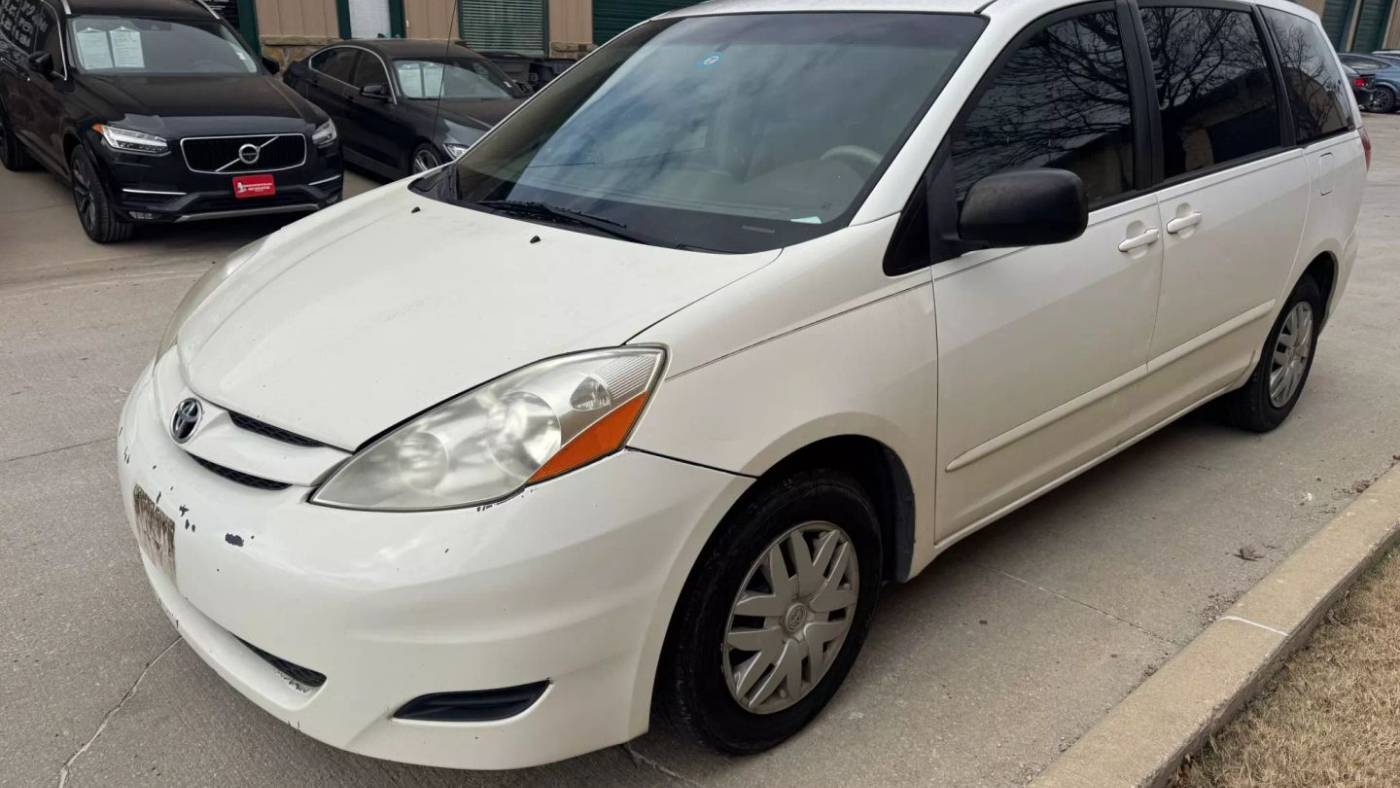 2008 Toyota Sienna LE — Minivan — 163,443 mi — Frisco, TX
