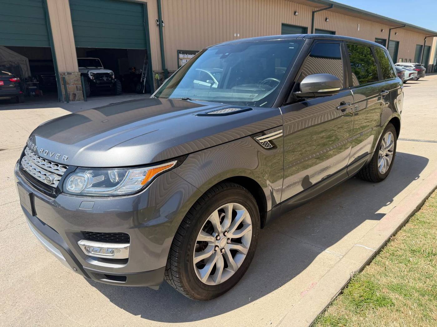 2015 Land Rover Range Rover Sport HSE — SUV — 97,359 mi — Frisco, TX