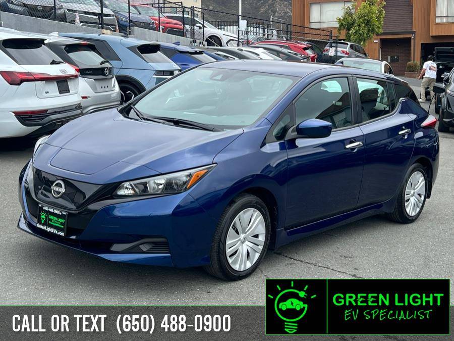 2025 Nissan LEAF S — Hatchback — 4,974 mi — Daly City, CA