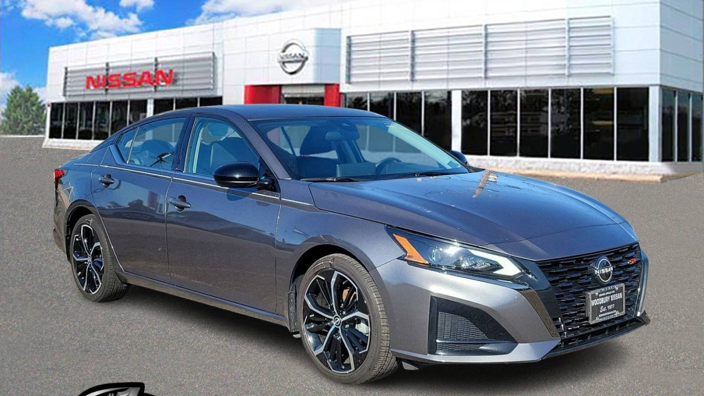 2023 Nissan Altima SR — Sedan — 14,542 mi — Woodbury, NJ