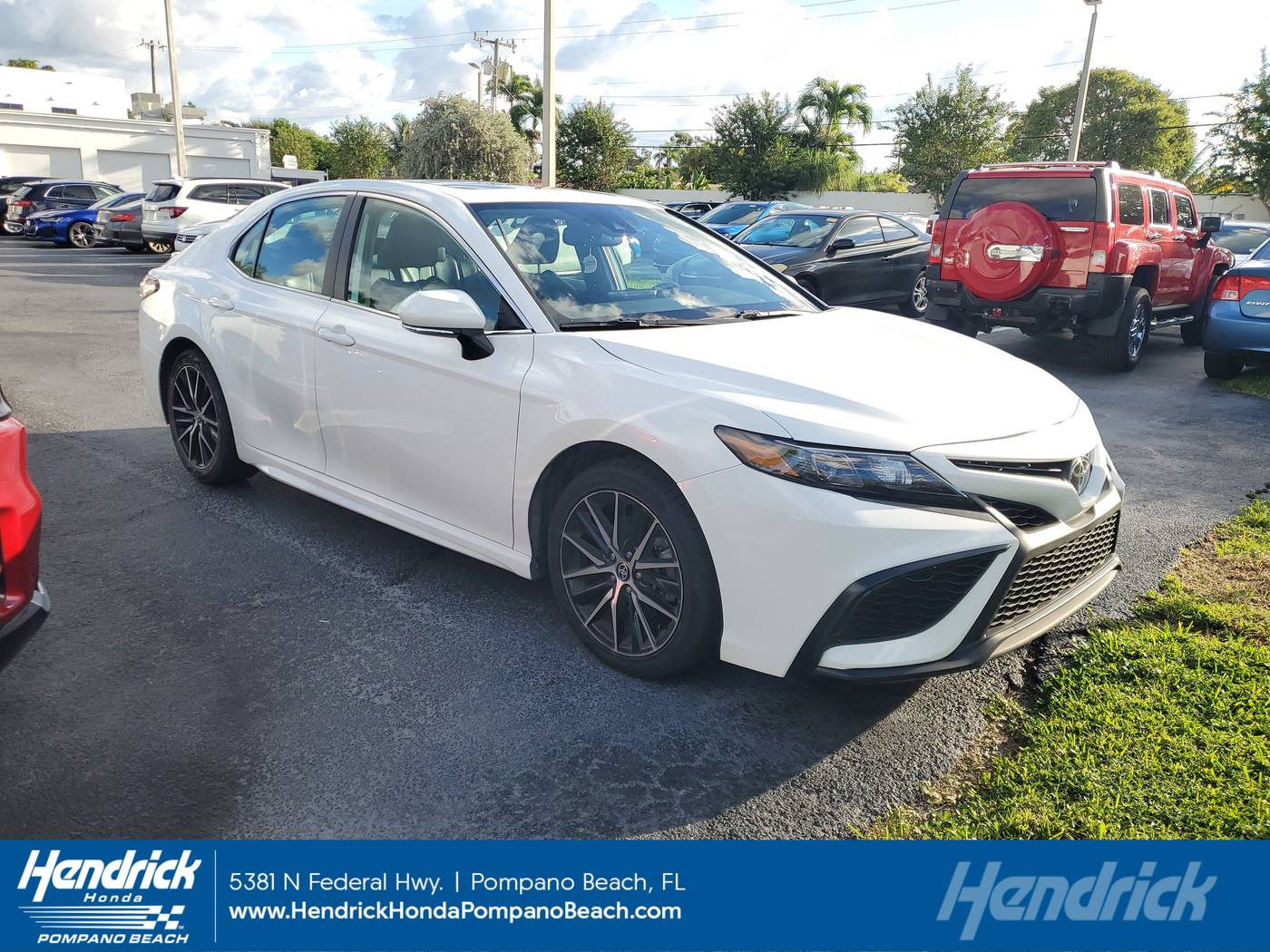 2023 Toyota Camry SE — Sedan — 30,010 mi — Pompano Beach, FL