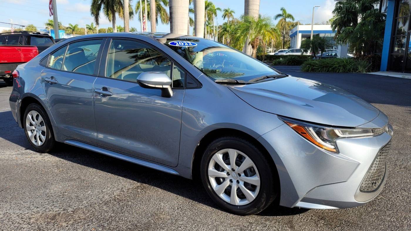 2022 Toyota Corolla LE — Sedan — 12,621 mi — Pompano Beach, FL