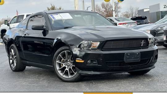2012 Ford Mustang V6 Premium — Coupe — 106,491 mi — Tinley Park, IL