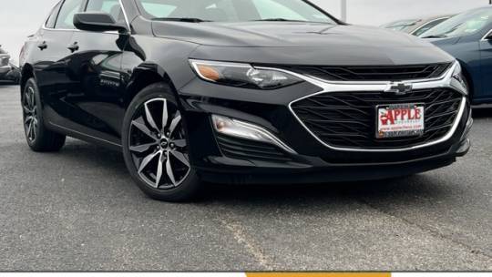 2025 Chevrolet Malibu RS — Sedan — 20 mi — Tinley Park, IL
