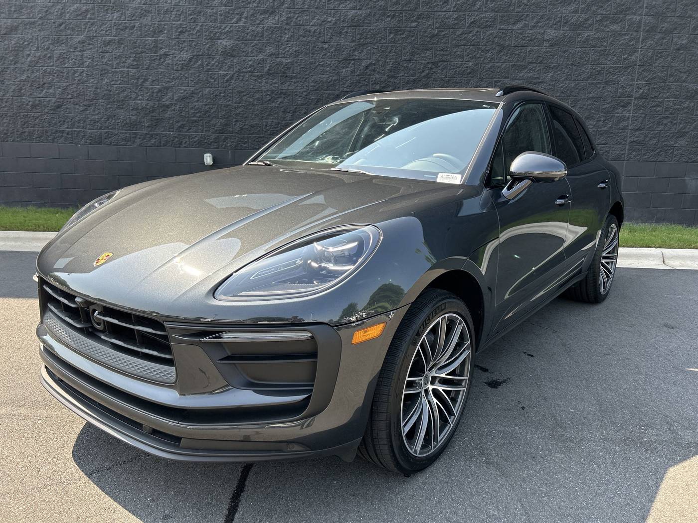 2025 Porsche Macan Macan — SUV — 4,630 mi — Charlotte, NC