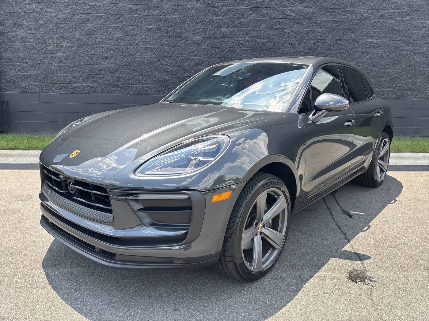 2025 Porsche Macan Macan — SUV — 7,169 mi — Charlotte, NC