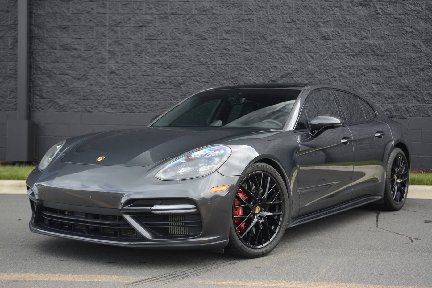 2018 Porsche Panamera Turbo